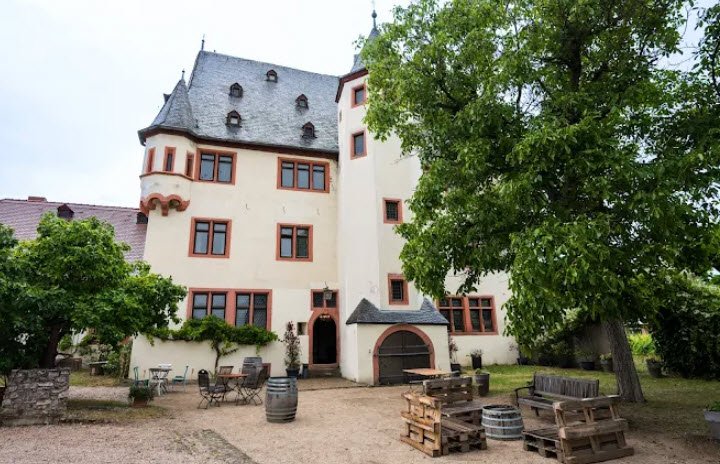 Schloss Schönborn, Geisenheim, Germany, Germany